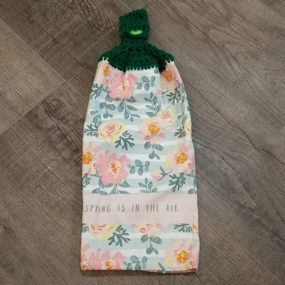 Homemade Crochet Decorative Towel Flowers‎ and Spring is in the Air